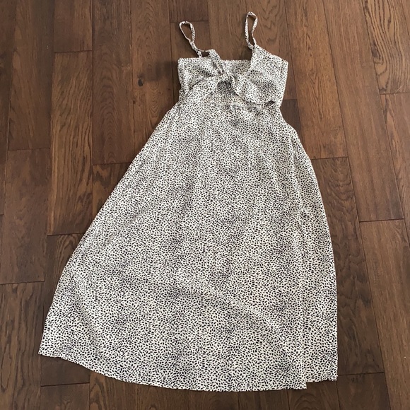 Tie up cut out split thigh dress - Picture 3 of 4